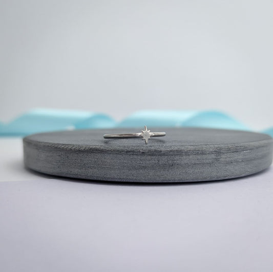 Simple Starburst Ring. Sterling Silver