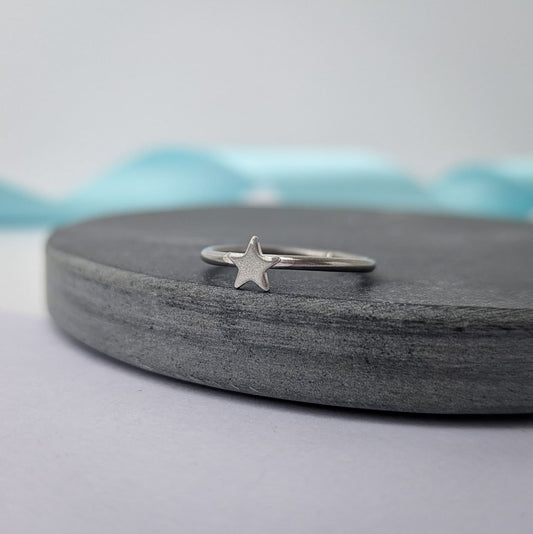 Simple Star Ring. Sterling Silver