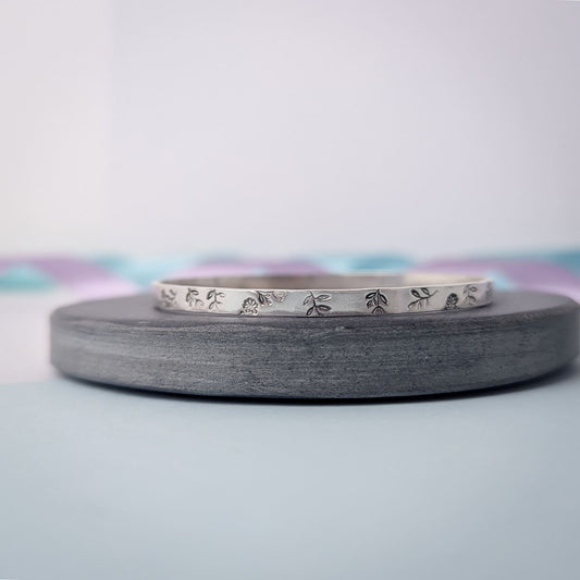 Sterling Silver Floral Bangle. Hallmarked